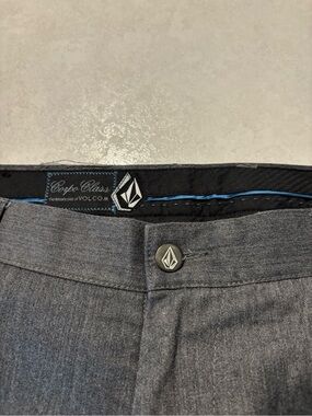 Volcom Men’s Charcoal Gray Flat Front Shorts